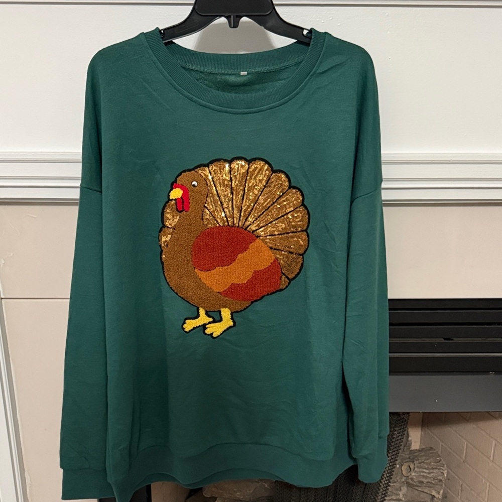 Green Sweatshirt with Turkey Design